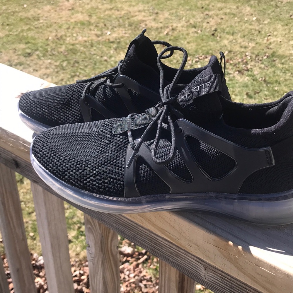 Aldo athletic shoes size 8.5 like new used